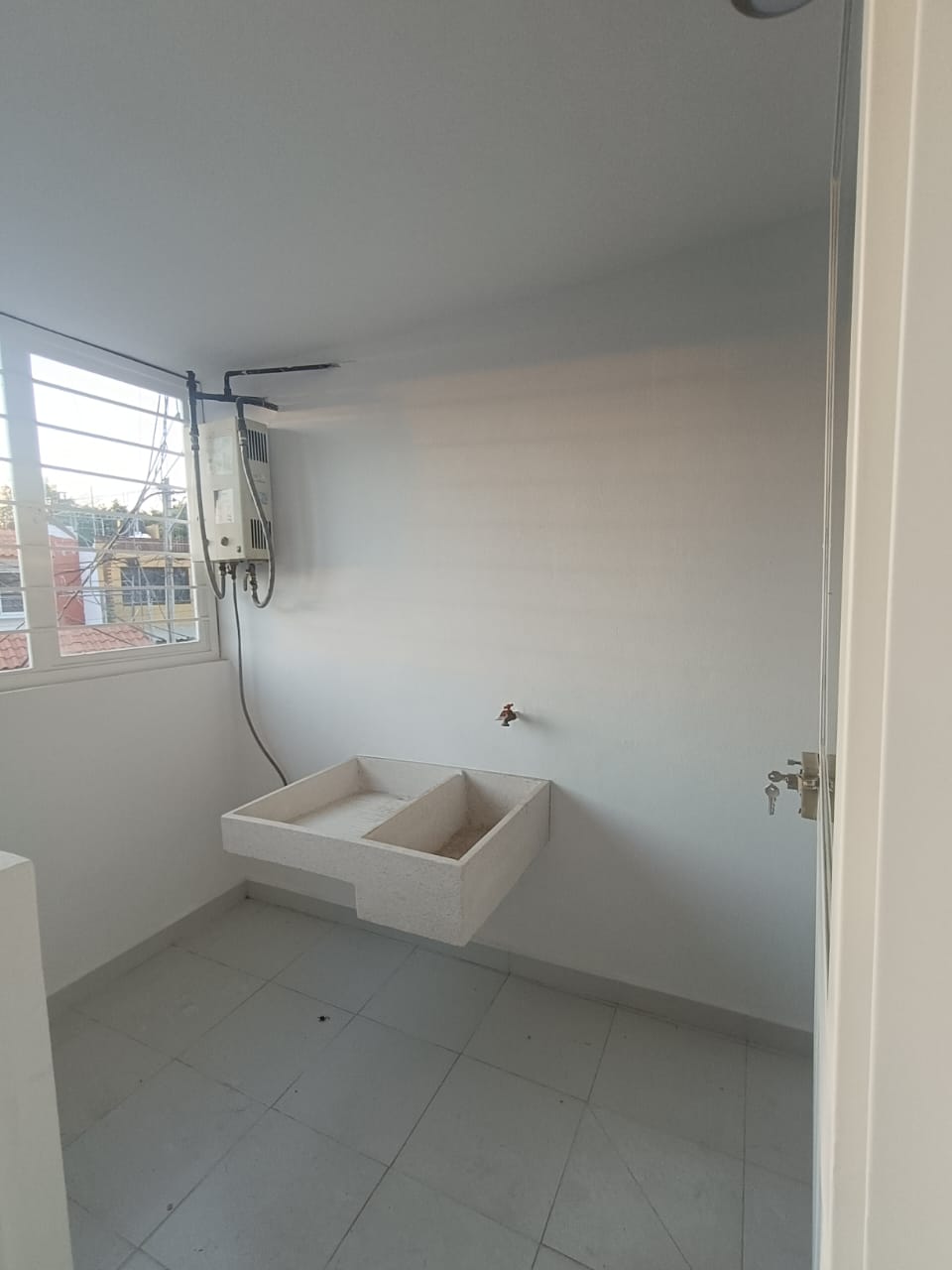 DEPARTAMENTO EN VENTA EN CAMELINAS, MORELIA