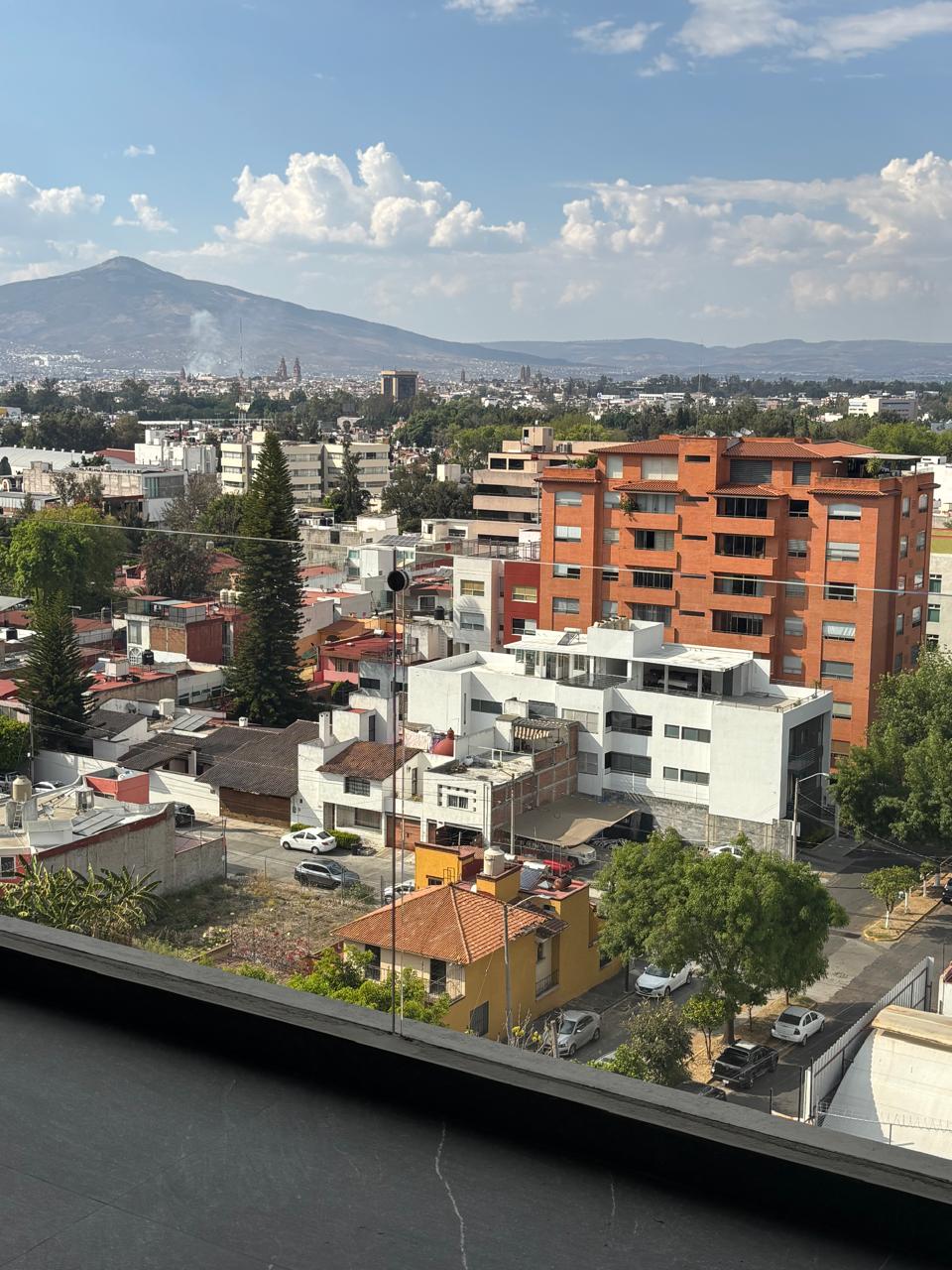DEPARTAMENTO EN RENTA EN BOSQUES CAMELINAS, MORELIA