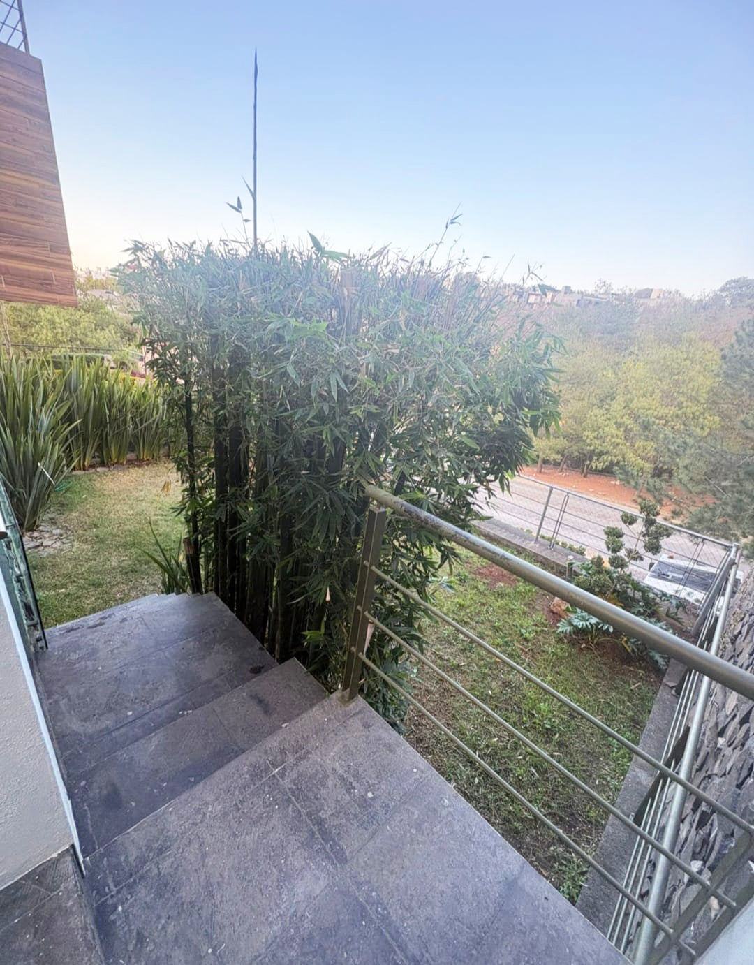 CASA EN RENTA EN CLUB Y DENTRO DEL CAMPO DE GOLF ALTOZANO, MORELIA