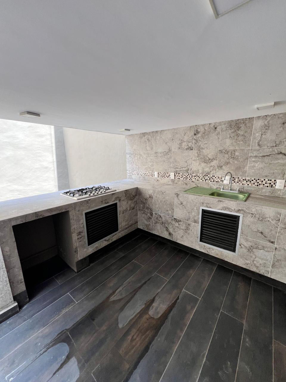 CASA EN RENTA POR CAMELINAS, MORELIA