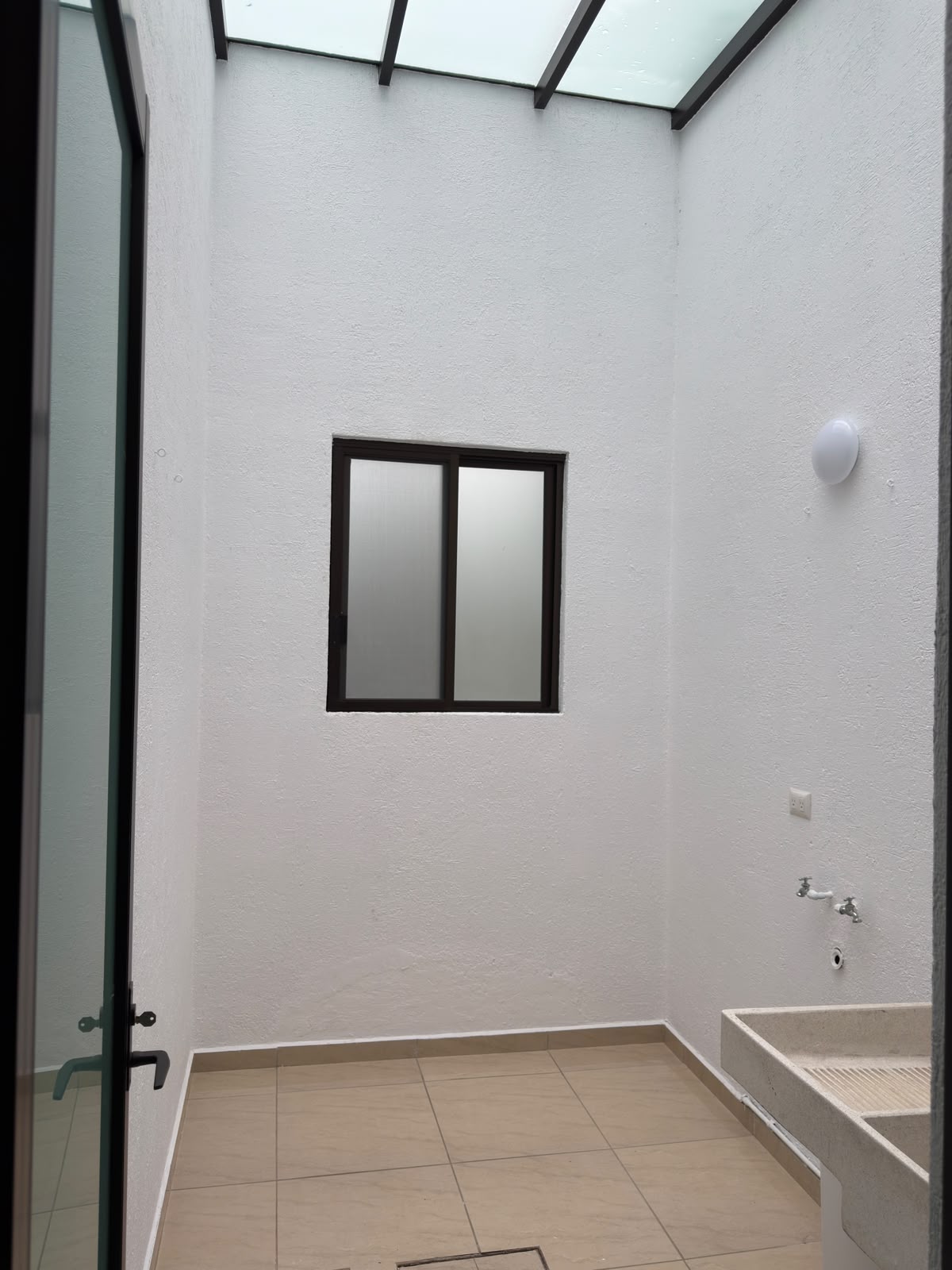 CASA DE UNA PLANTA EN RENTA EN PASEO DEL PARQUE TRES MARIAS, MORELIA