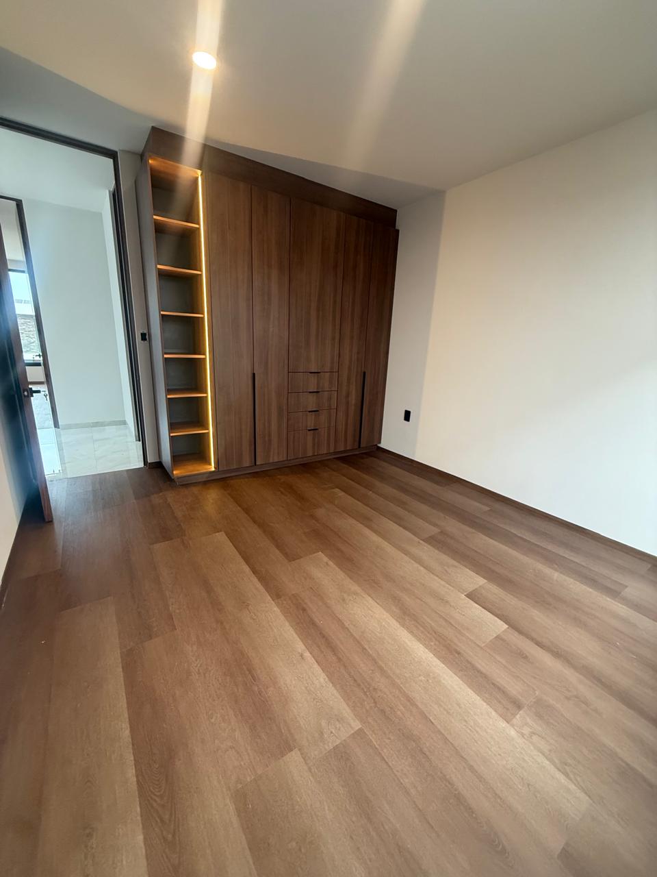 CASA EN VENTA EN MIRLOS ALTOZANO, MORELIA