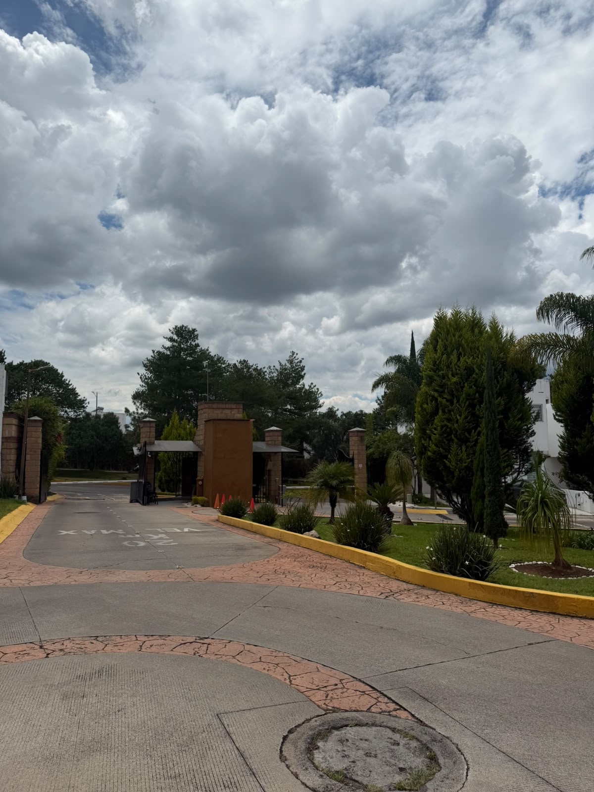 CASA EN RENTA CERCA DE LA GLORIETA DEL PAPA JUAN PABLO II, MORELIA
