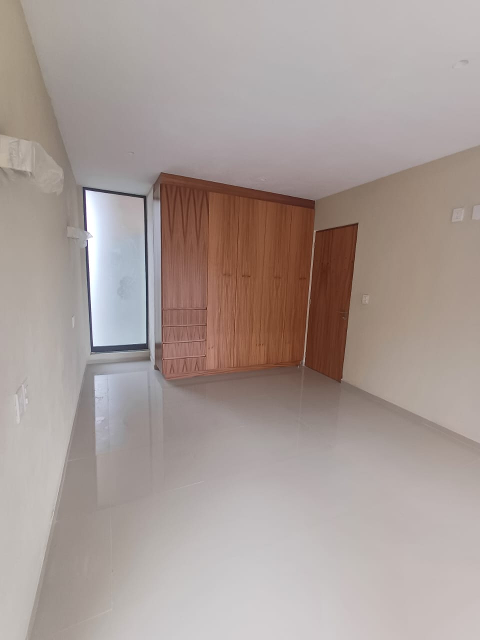 CASA EN RENTA EN CLUB Y DENTRO DEL CAMPO DE GOLF ALTOZANO, MORELIA
