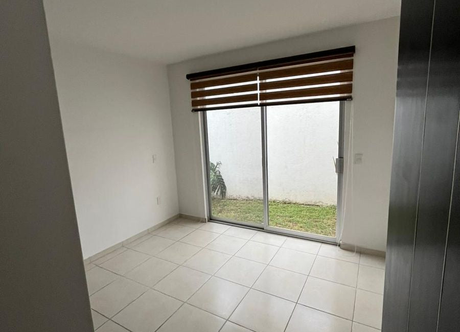 CASA EN RENTA EN COLINAS ALTOZANO, MORELIA