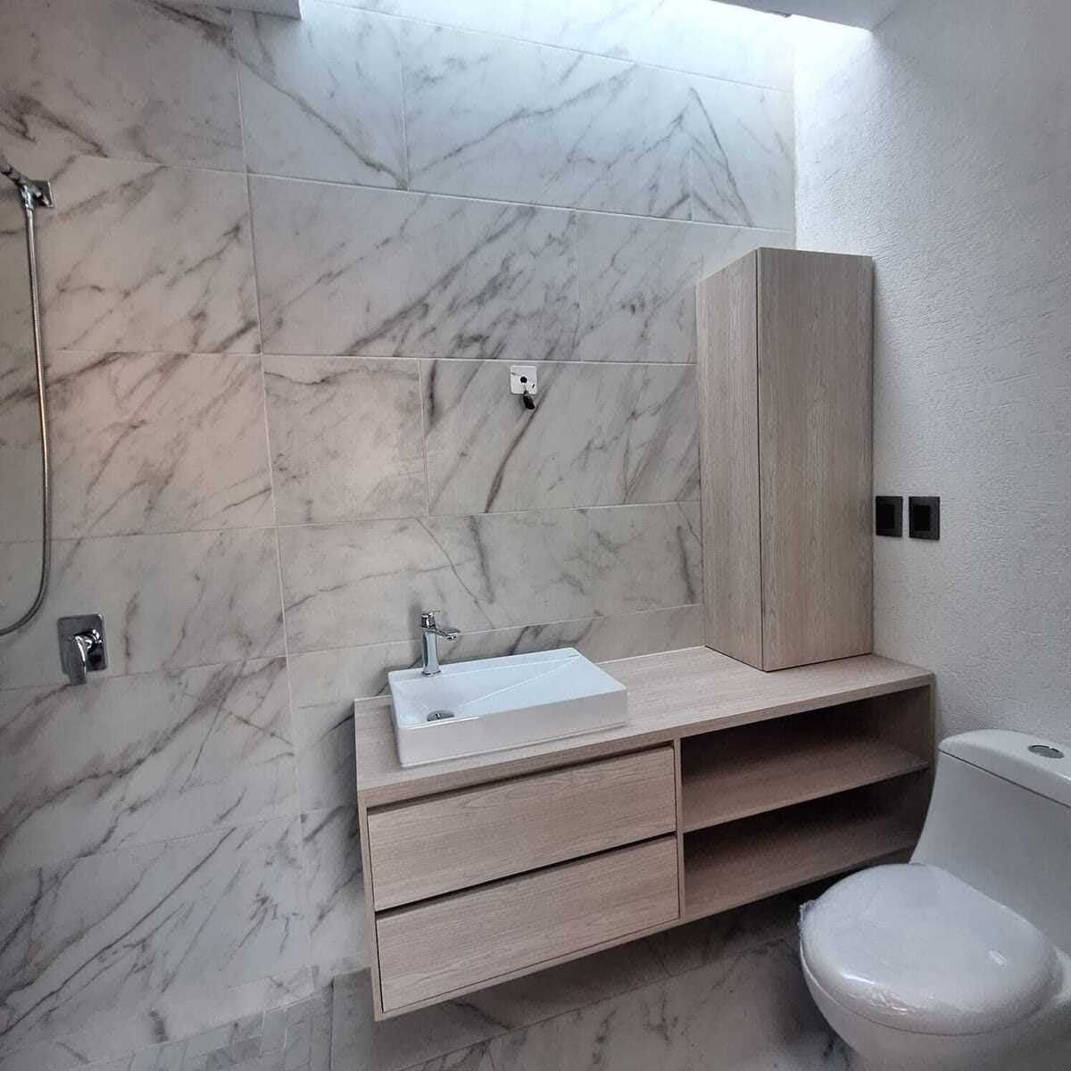 CASA EN VENTA EN PUNTA ALTOZANO II, MORELIA