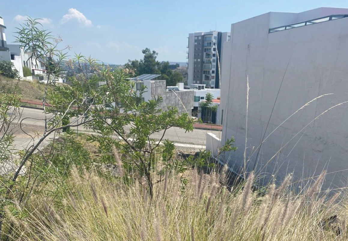 TERRENO EN VENTA EN PASEO DEL PARQUE TRES MARIAS, MORELIA