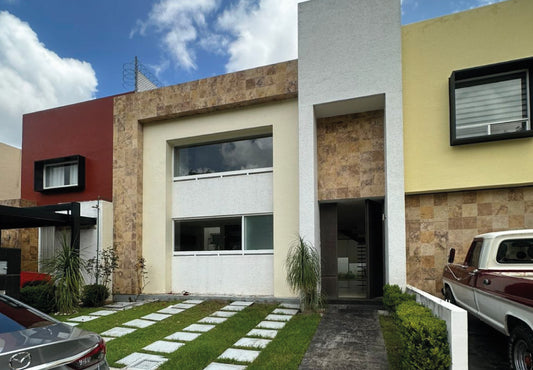 CASA EN RENTA EN RINCON DE LA MONTAÑA, MORELIA