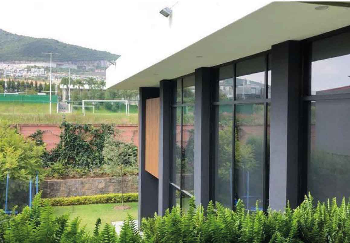 CASA RESIDENCIAL EN VENTA EN EL CLUB Y DENTRO DEL CAMPO DE GOLF TRES MARIAS, MORELIA