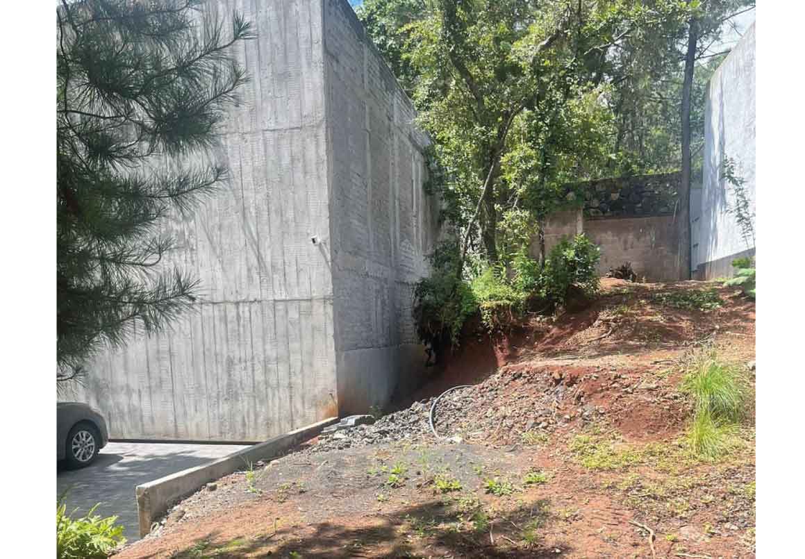 TERRENO EN VENTA EN EL PINAR ALTOZANO, MORELIA