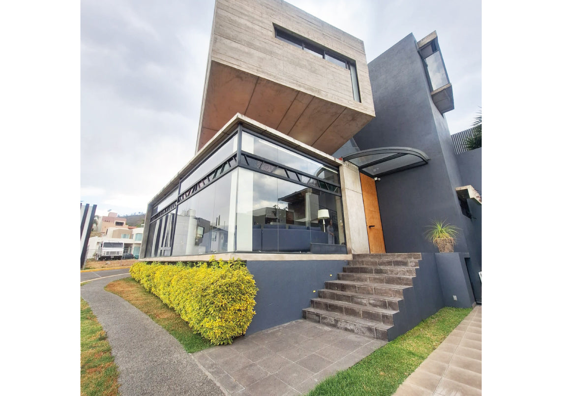 CASA EN VENTA EN PUNTA ALBA, MORELIA
