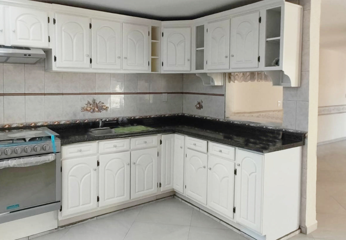 CASA EN VENTA ATRAS DEL COSTCO, MORELIA