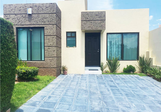 CASA DE UNA PLANTA EN VENTA EN PASEO DEL PARQUE TRES MARIAS, MORELIA