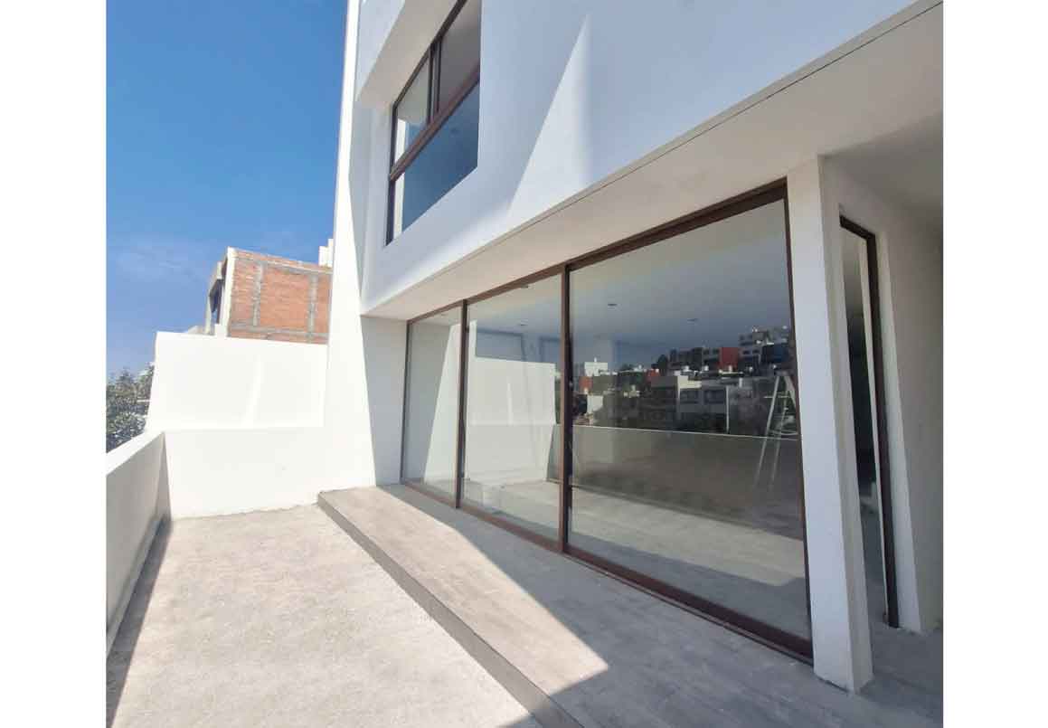 CASA EN VENTA EN PASEO DE LOS GANSOS, VISTAS ALTOZANO, MORELIA