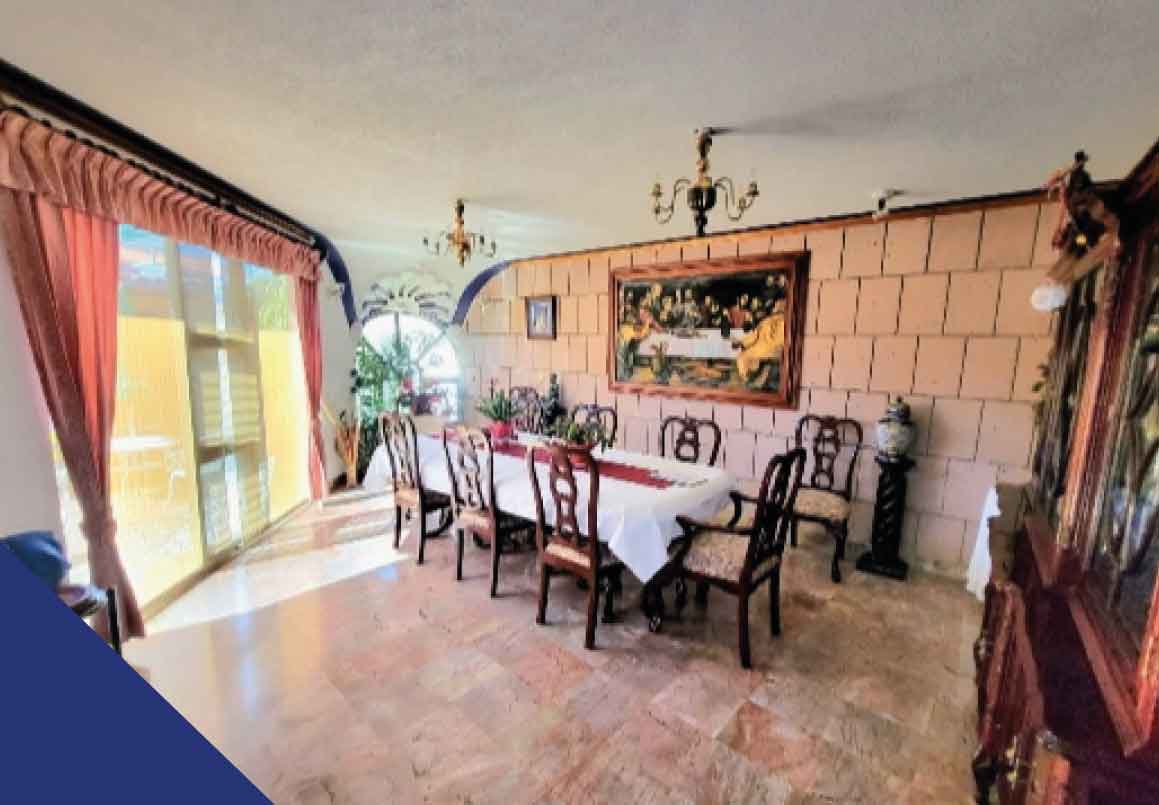 CASA EN VENTA EN FRACC. JARDINES DEL TOREO, MORELIA