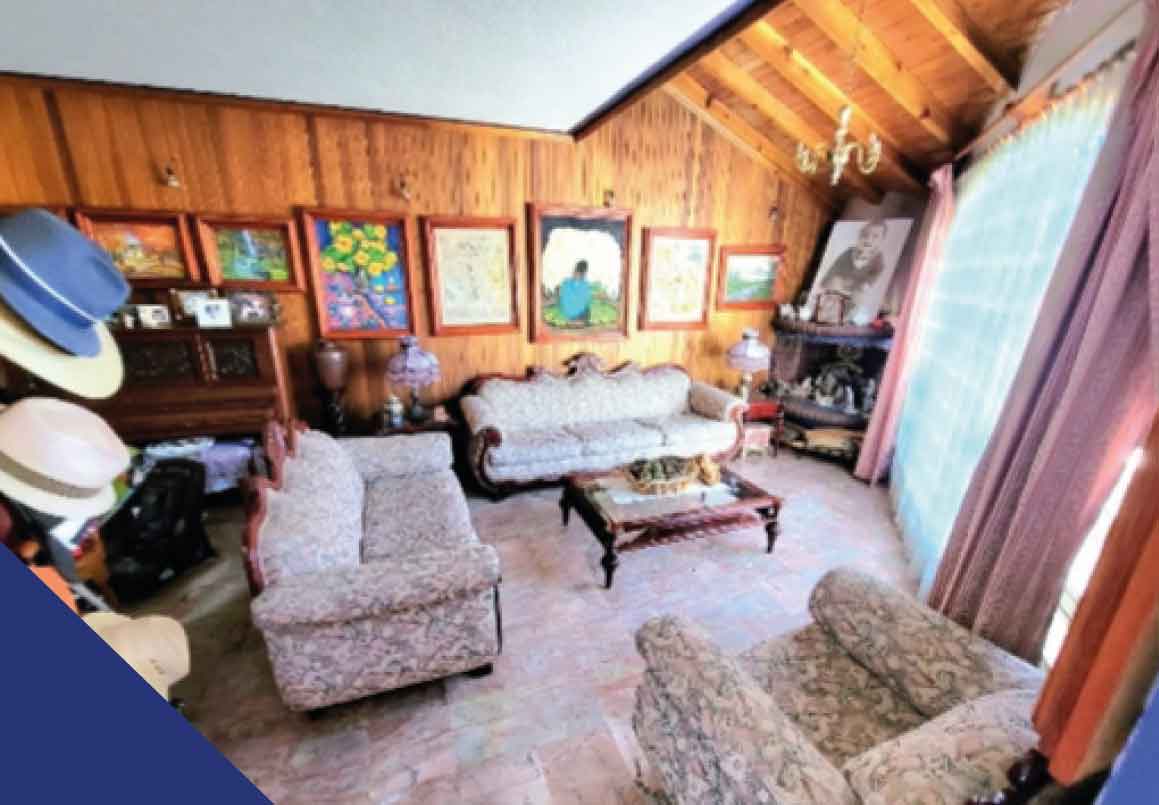 CASA EN VENTA EN FRACC. JARDINES DEL TOREO, MORELIA