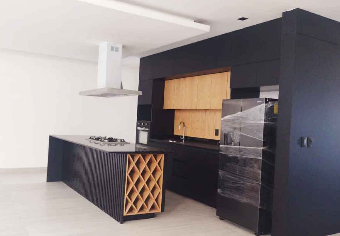 CASA EN VENTA EN PASEO DEL PARQUE TRES MARIAS, MORELIA