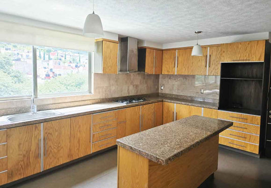 CASA EN VENTA EN PUNTALBA, MORELIA