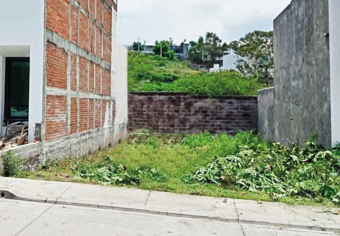 TERRENO EN VENTA EN PASEO DEL PARQUE TRES MARIAS, MORELIA