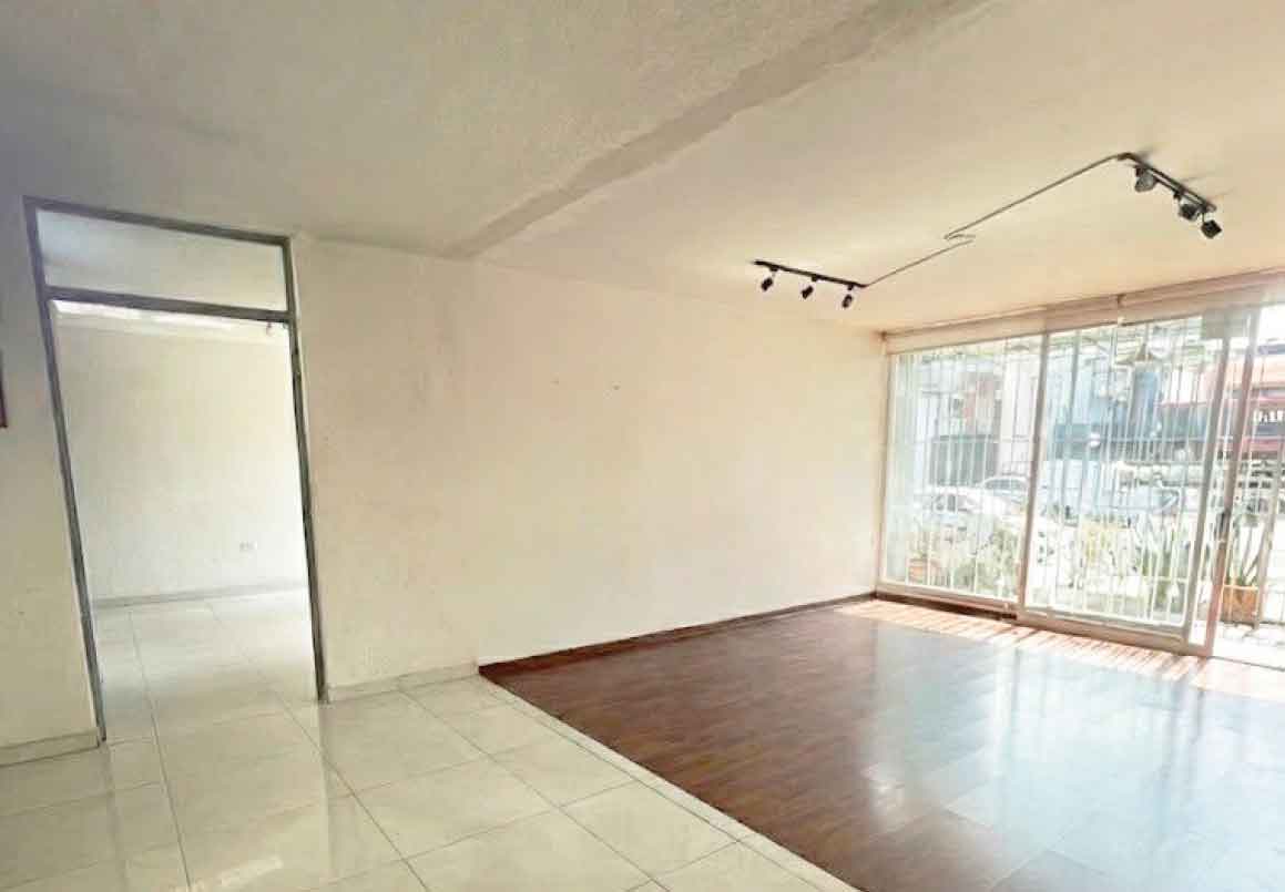 CASA COMERCIAL EN VENTA EN AV. LAZARO CARDENAS, MORELIA