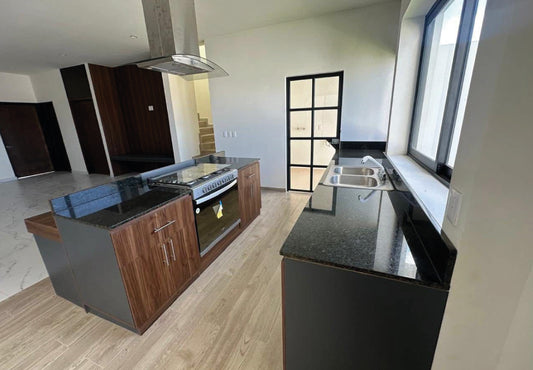 CASA EN VENTA EN LOMALTA TRES MARIAS, MORELIA