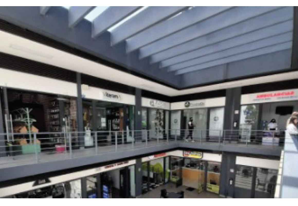 LOCAL COMERCIAL EN RENTA EN PLAZA COMERCIAL, MORELIA