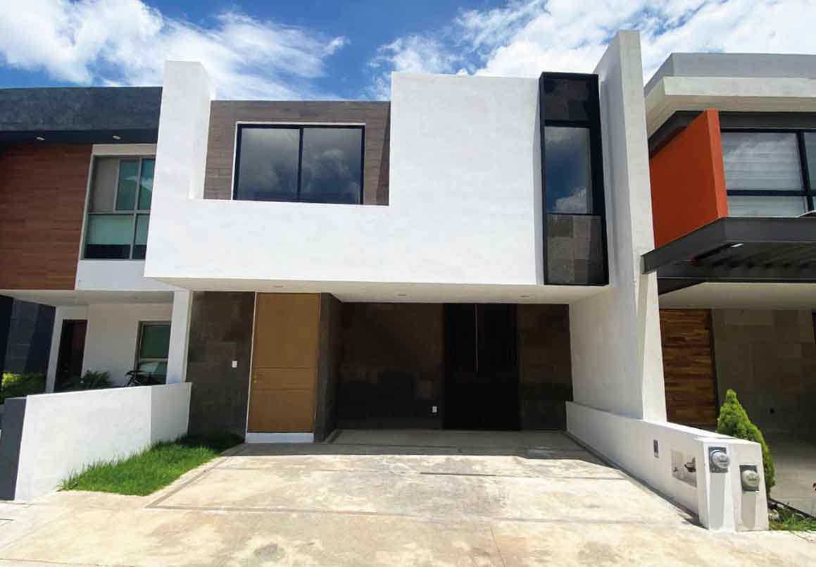 CASA EN VENTA EN PASEO DEL PARQUE TRES MARIAS, MORELIA