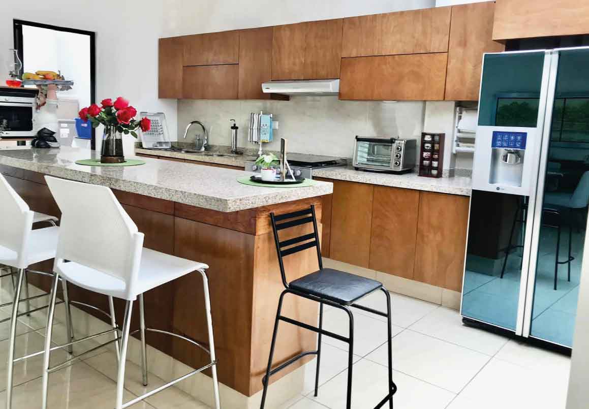 CASA DE UNA PLANTA EN VENTA EN PASEO DEL PARQUE TRES MARIAS, MORELIA