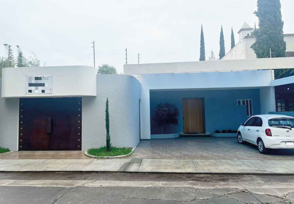 CASA RESIDENCIAL DE UNA PLANTA EN RENTA EN CLUB DE GOLF CAMPESTRE, MORELIA