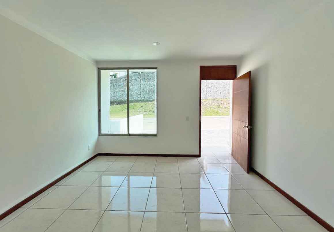 CASA EN VENTA EN PASEO DEL PARQUE TRES MARIAS, MORELIA