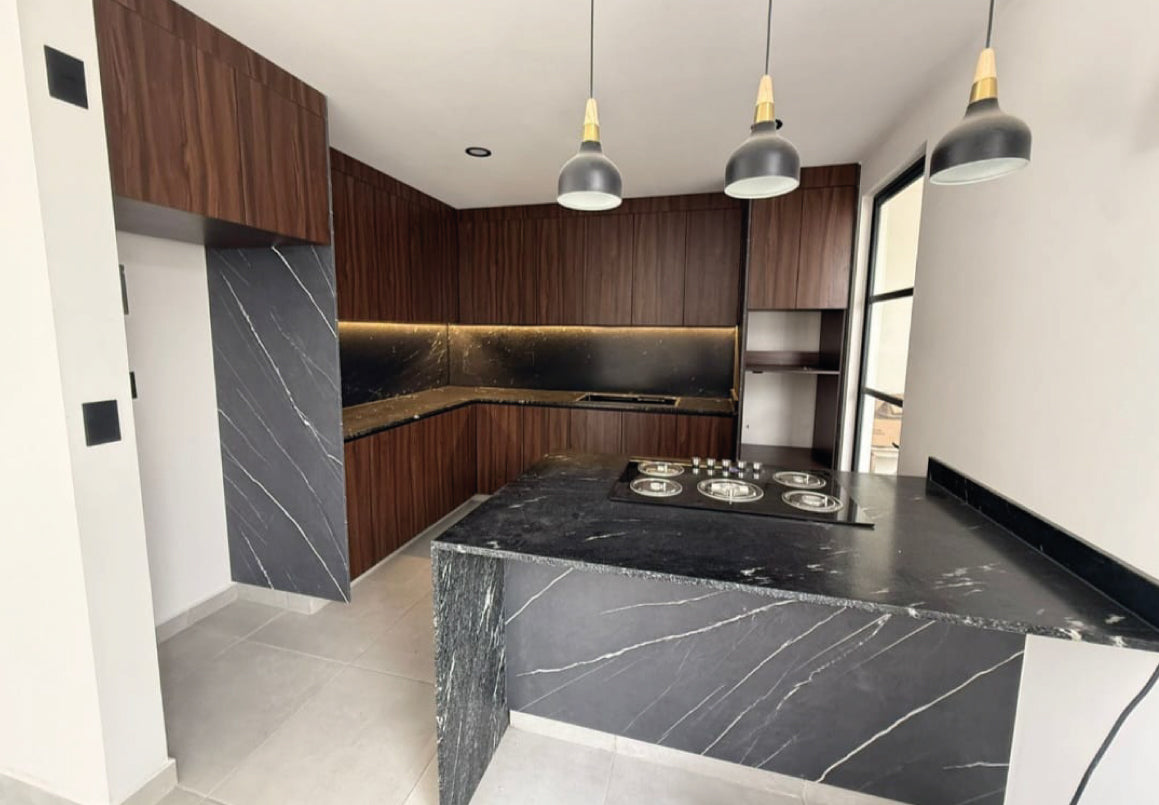 CASA EN VENTA EN PUERTA BLANCA, MORELIA