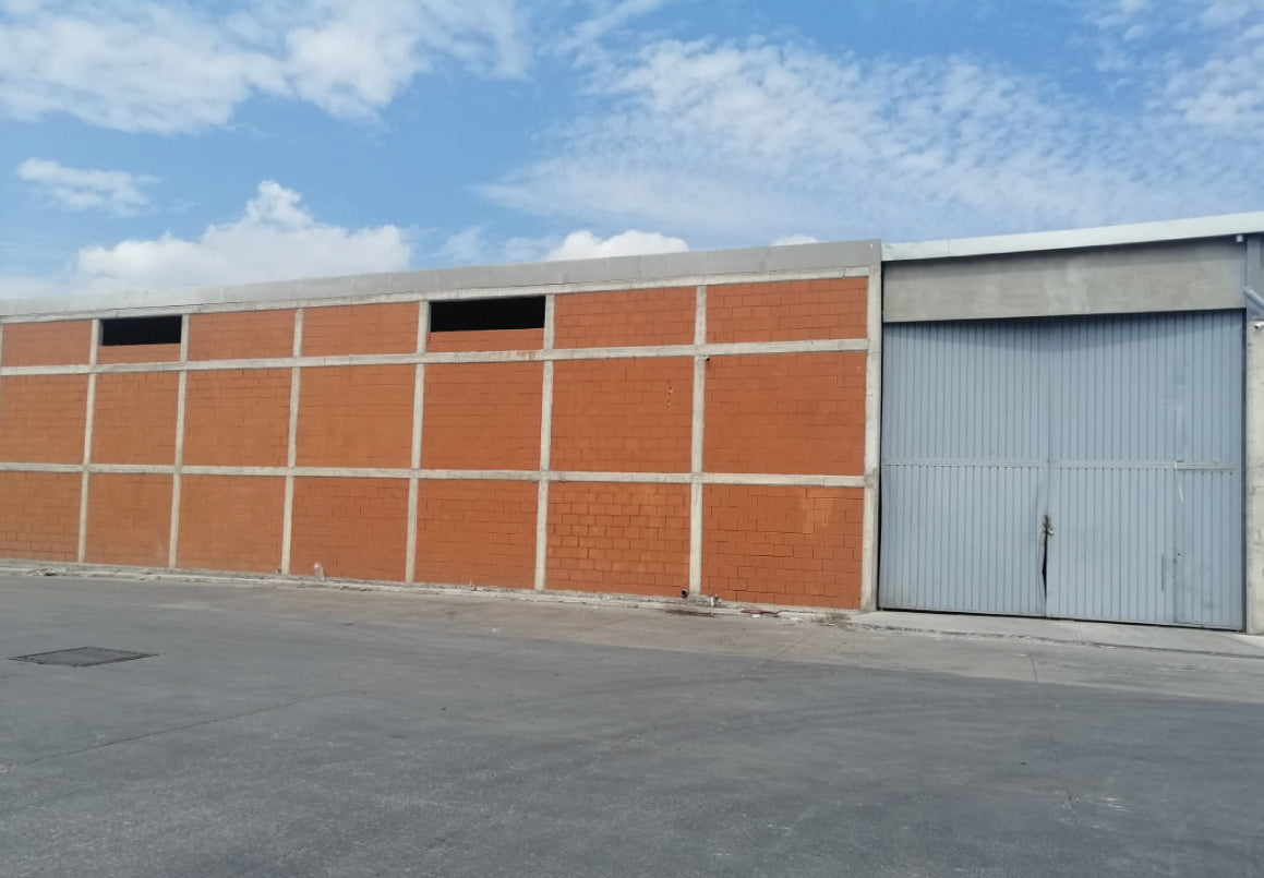 BODEGA INDUSTRIAL EN RENTA EN SALIDA SALAMANCA, MORELIA
