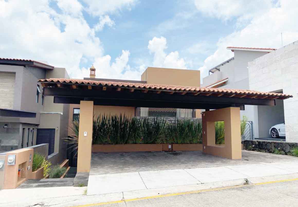 CASA RENTA EN EL CLUB Y DENTRO DEL CAMPO DE GOLF ALTOZANO, MORELIA