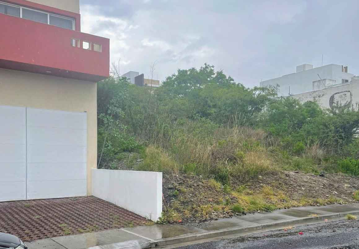 TERRENO EN VENTA EN BOSQUES TRES MARIAS, MORELIA