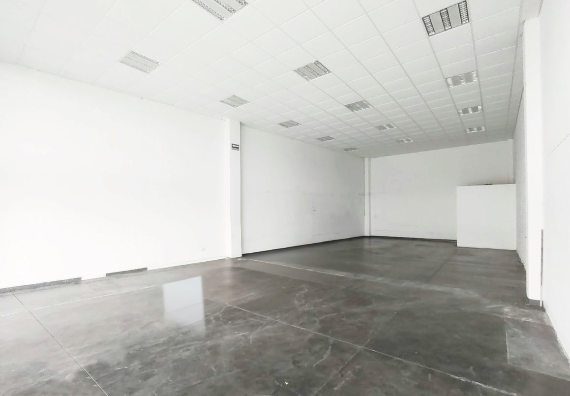 LOCAL COMERCIAL EN RENTA EN AV. JUAN PABLO II ALTOZANO, MORELIA