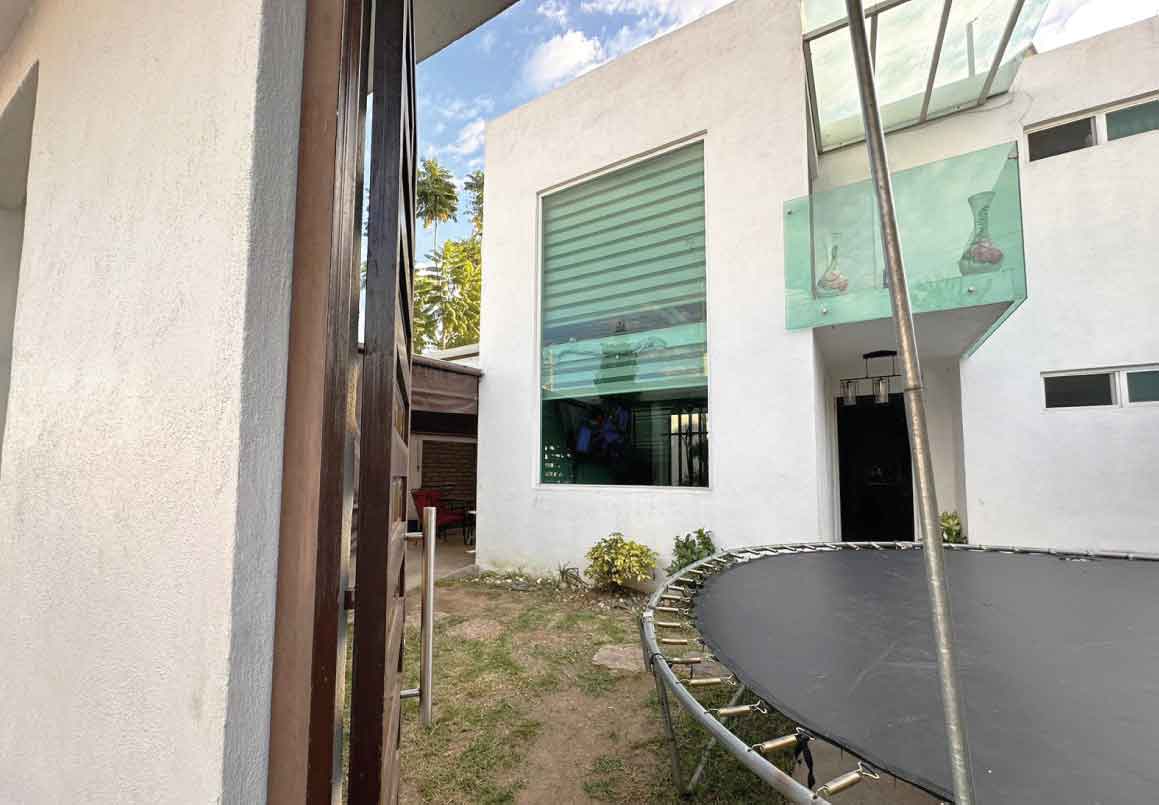 CASA EN VENTA EN FRACC. RINCON DE AGUA CLARA, MORELIA