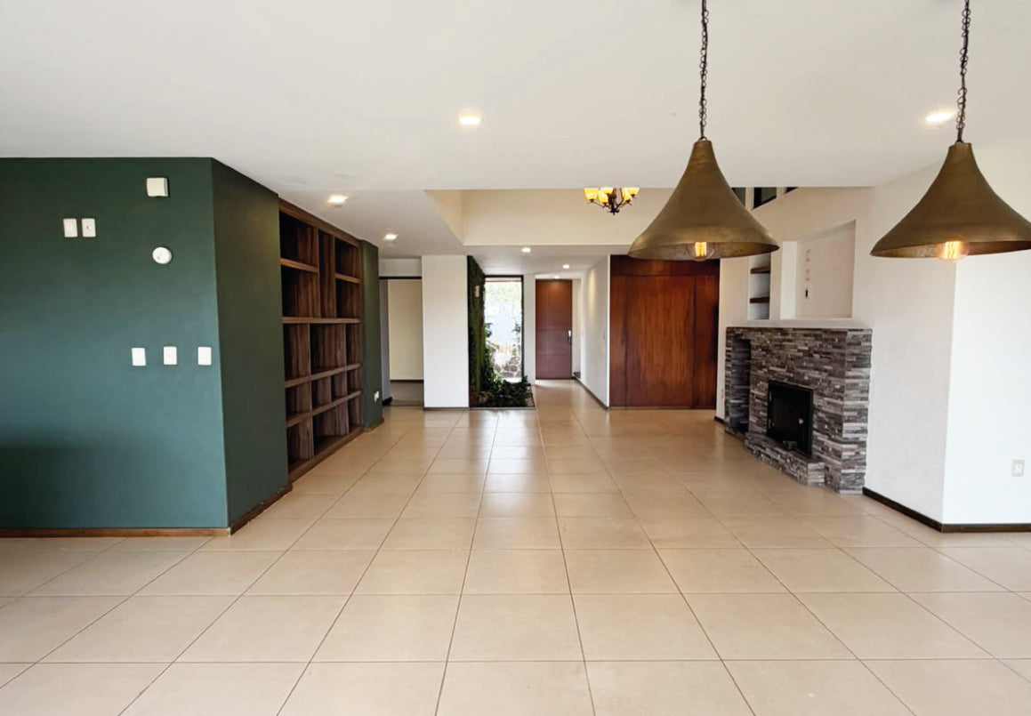 CASA EN VENTA EN CLUB Y DENTRO DEL CAMPO DE GOLF ALTOZANO, MORELIA