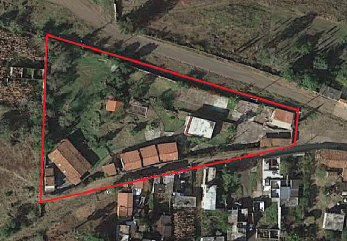 TERRENO CON CASA Y CABAÑAS EN VENTA EN TACICUARO, MICH