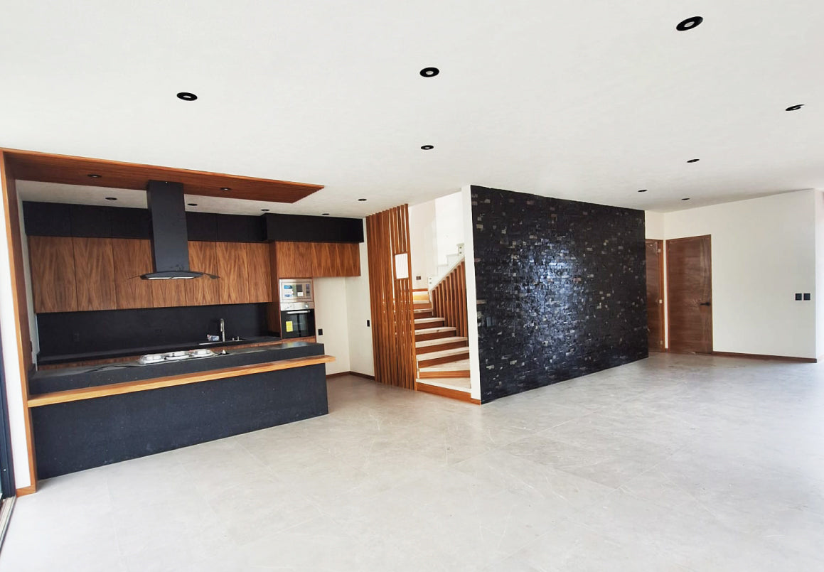 CASA EN VENTA EN EL OLIVAR ALTOZANO, MORELIA