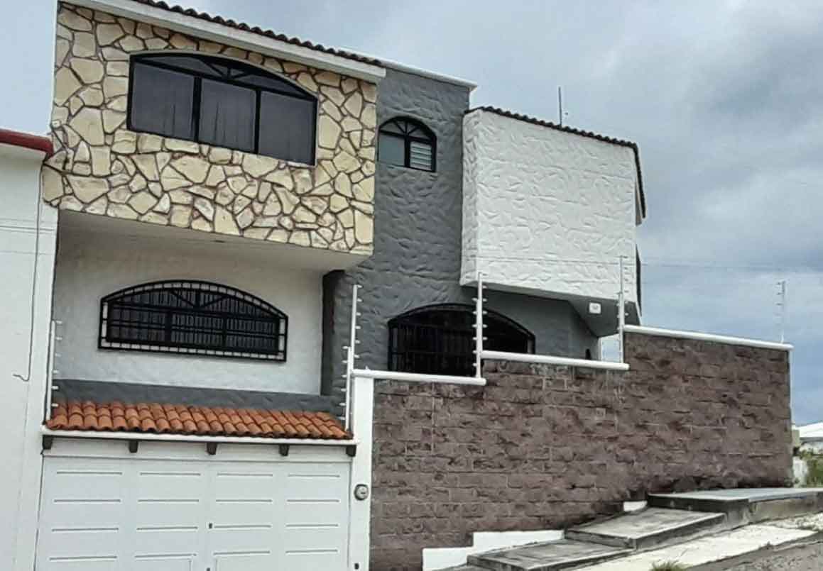 CASA EN RENTA EN BOSQUE MONARCA, MORELIA