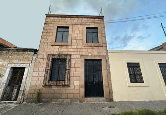 CASA EN VENTA EN EL CENTRO HISTORICO, MORELIA