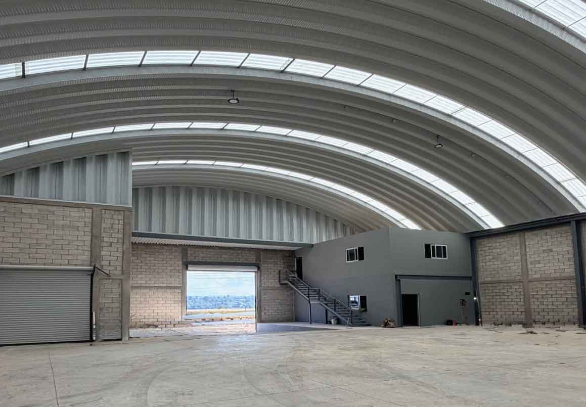 BODEGA INDUSTRIAL EN RENTA EN KM. 14 CARRETERA MORELIA - PATZCUARO