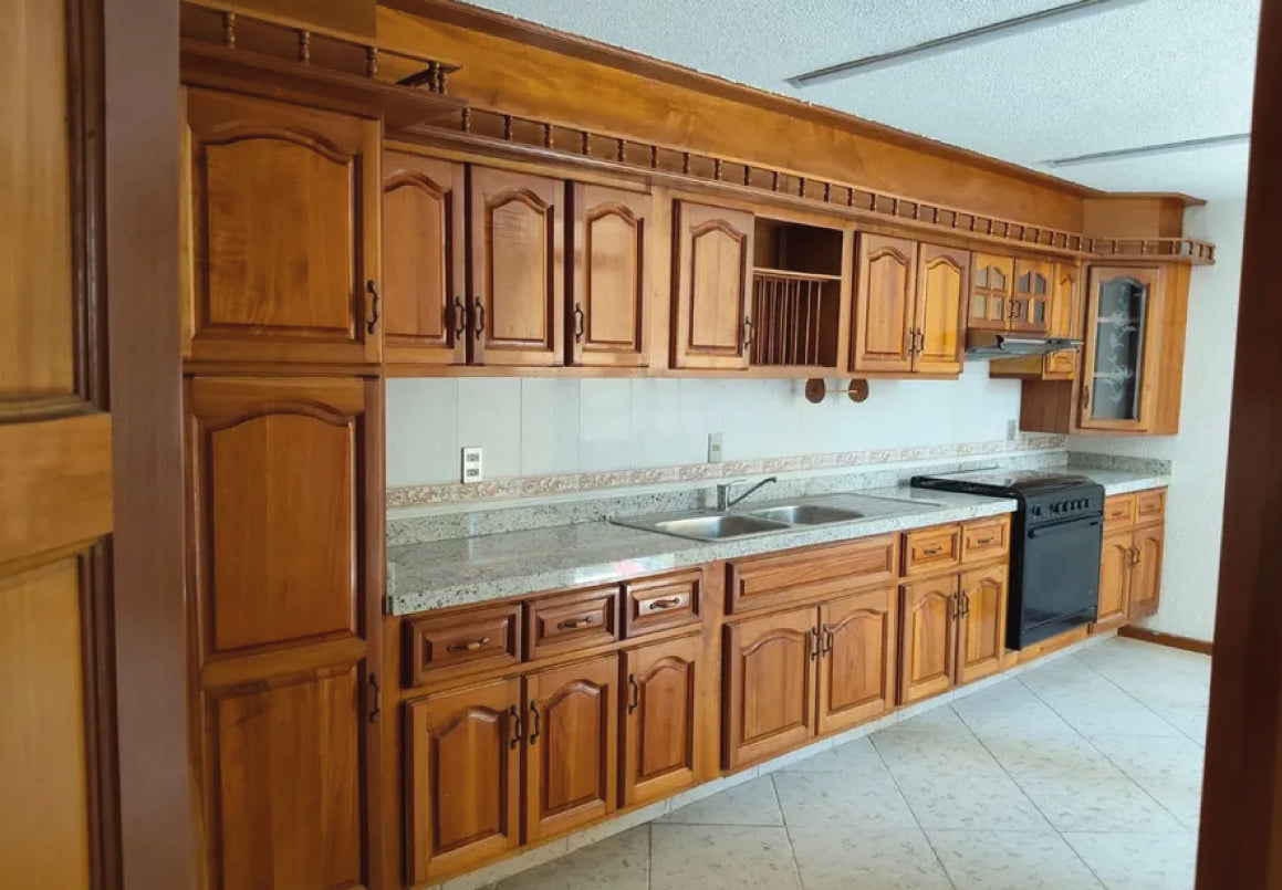 CASA EN VENTA EN CUMBRES DE MORELIA