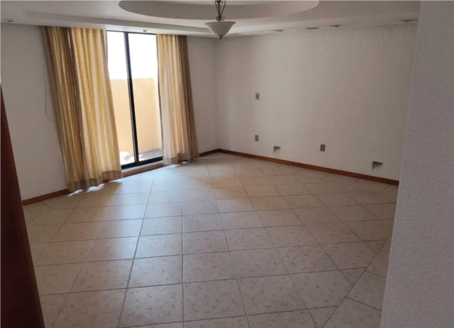 CASA EN VENTA EN CUMBRES DE MORELIA