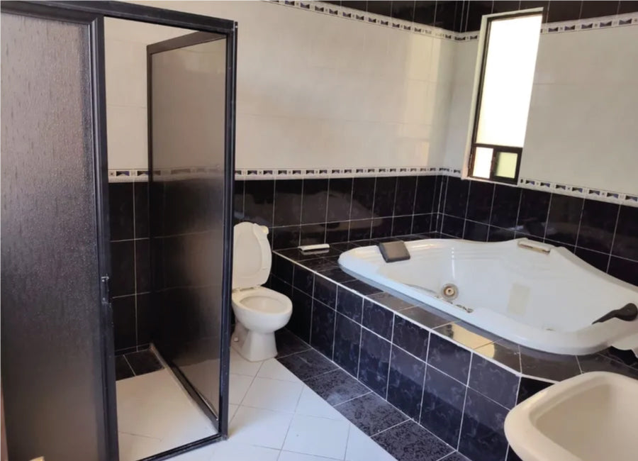 CASA EN VENTA EN CUMBRES DE MORELIA