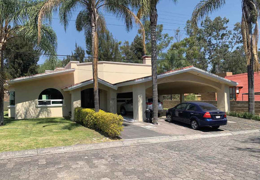 CASA EN VENTA EN CLUB ERANDENI, MORELIA