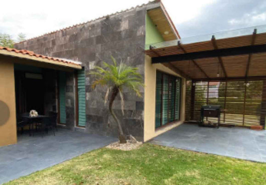 CASA DE CAMPO EN VENTA EN FRACC. QUINTA LIA, PATZCUARO