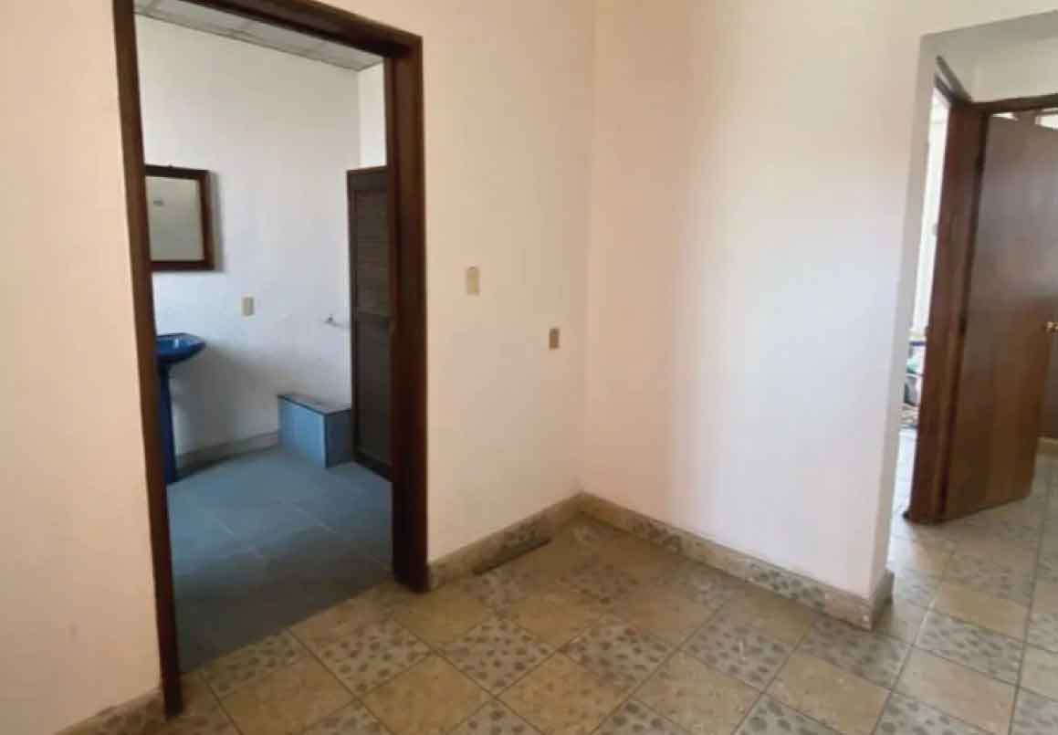 CASA EN VENTA EN AV. FRANCISCO I. MADERO, MORELIA