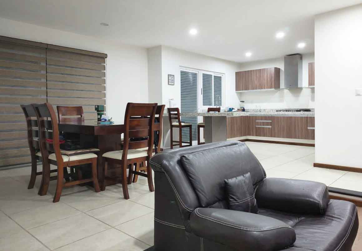 CASA EN VENTA EN RESIDENCIAL TORRES CASTELLON, MORELIA