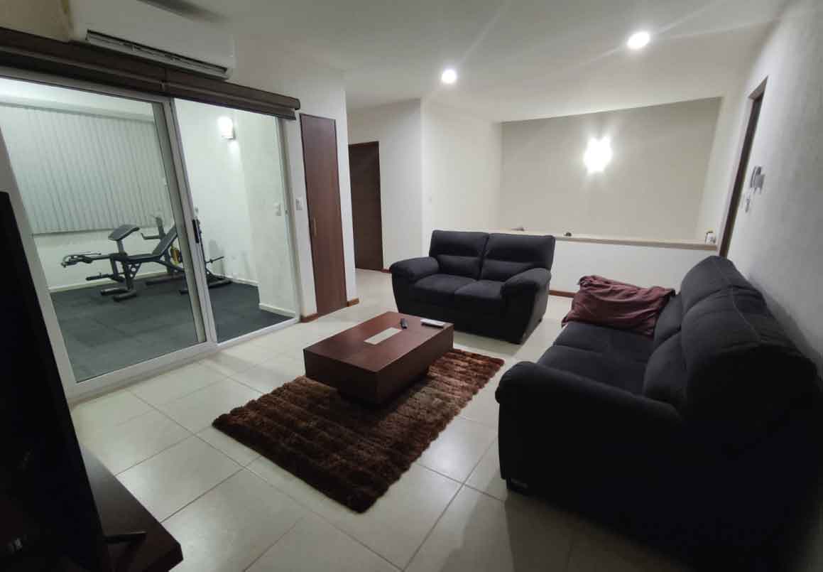 CASA EN VENTA EN RESIDENCIAL TORRES CASTELLON, MORELIA